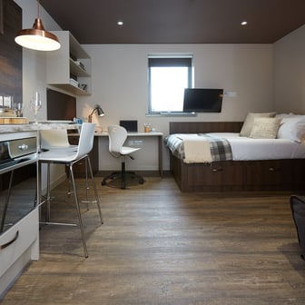 Studio Plus - Image 1